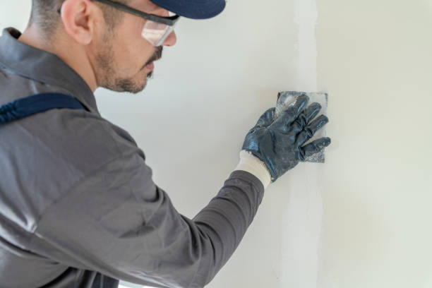 Best Drywall Crack Repair  in Glen Head, NY